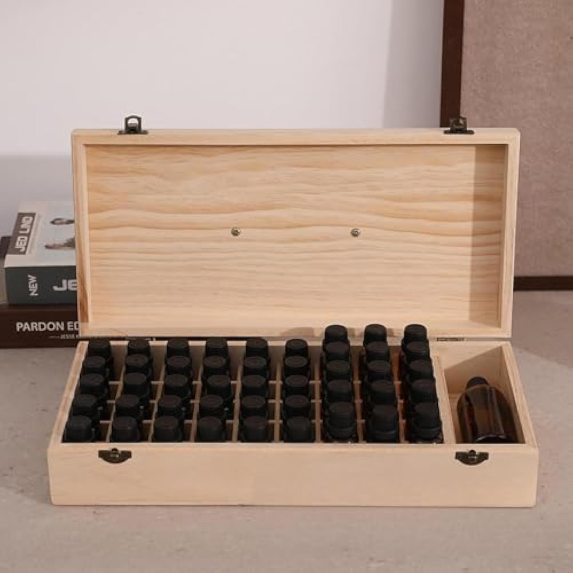 Essential Oil Storage Box Container Display Stand